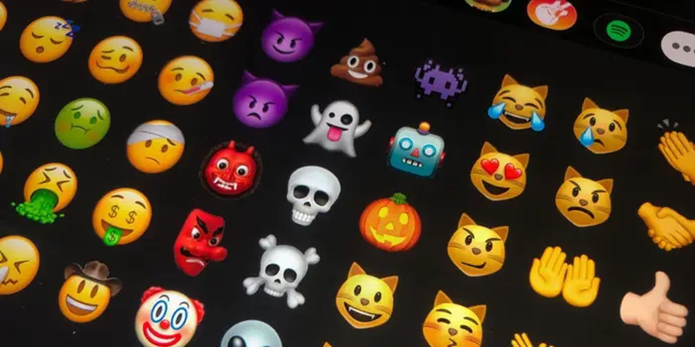 Hvad er Yat, hvorfor bruger folk $425K på emojis?