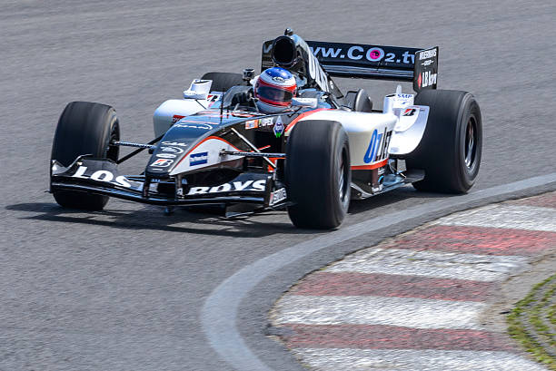 Krypto og NFT'er slutter sig til Formel 1 Racing Teams sponsorater for 2022
