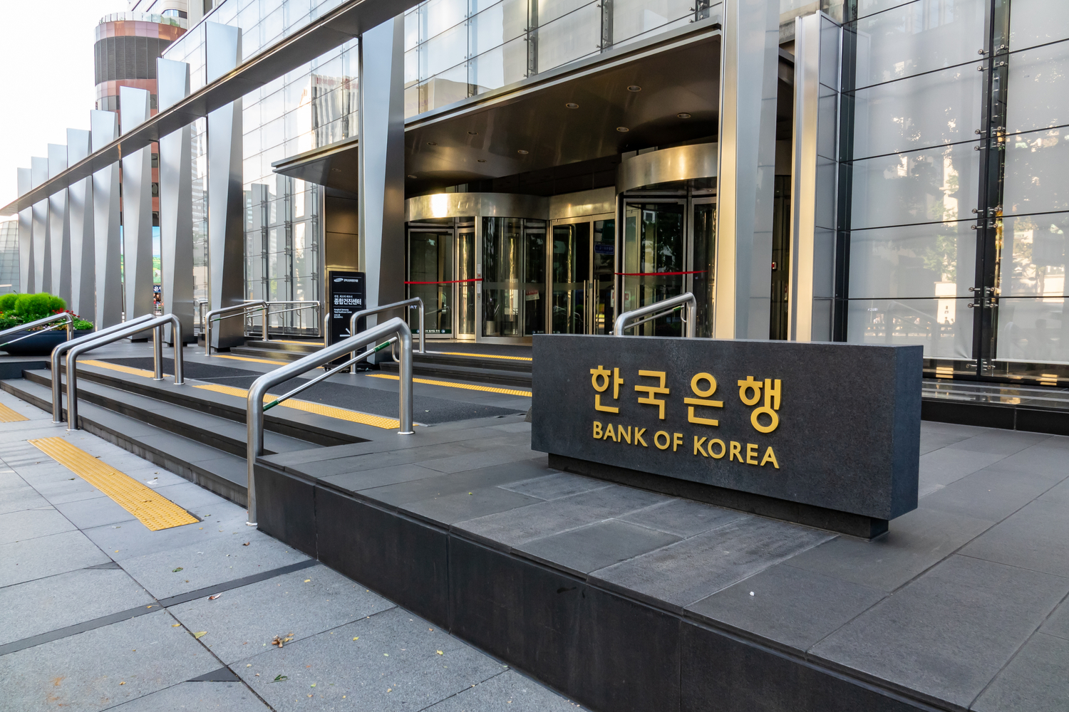 Bank of Korea (BoK) escala programas de teste CBDC para remessas globais e NFTs
